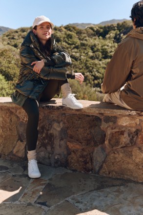 Bend Sneakers - Women's