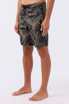 Hyperfreak Heat Tropical Camo 20" Board Shorts - Men's