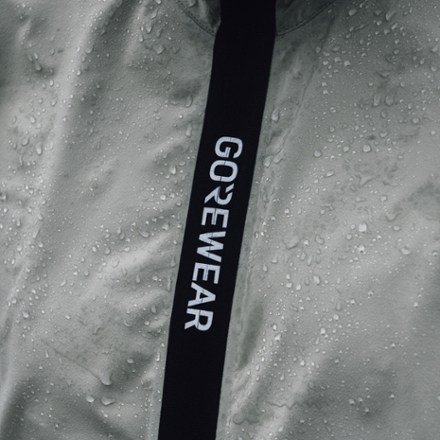 Spinshift GORE-TEX Cycling Jacket - Men's