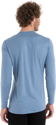 Merino 200 Oasis Long-Sleeve Crewe Remarkables Base Layer Top - Men's