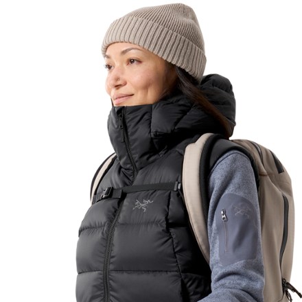 Thorium Hooded Down Vest - Women's