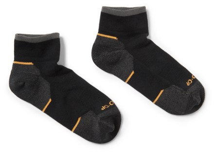 Swiftland Run Quarter Socks