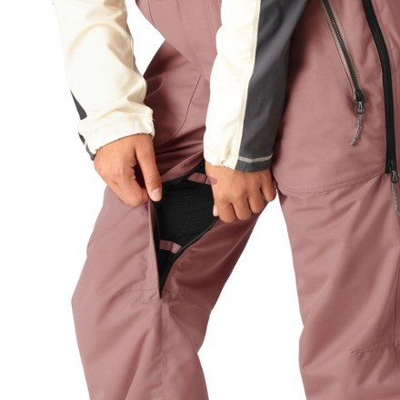 Black Magic Bib Snow Pants - Women's