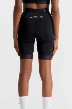 Signature Cargo Cycling Shorts - Women's
