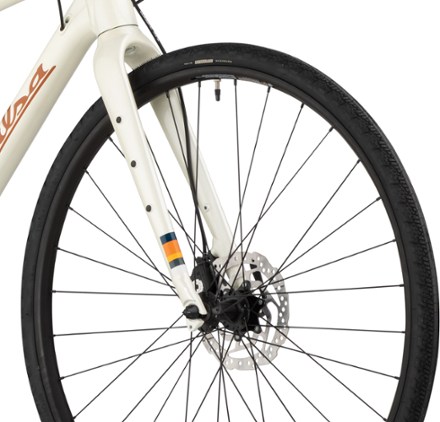 Journeyer Claris 700 Bike