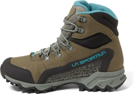 Nucleo High II GTX Hiking Boots - Women's