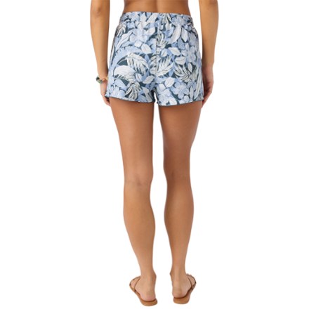 Cruising Printed 2" Elastic Board Shorts - Women's
