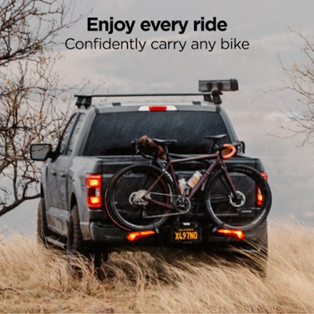 Epos 2-Bike Hitch Rack with Lights