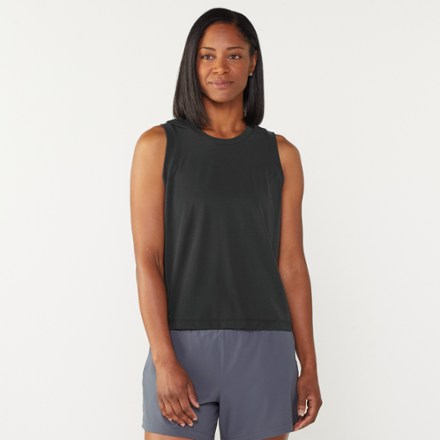 Elevate Lightweight Tank Top - Women's