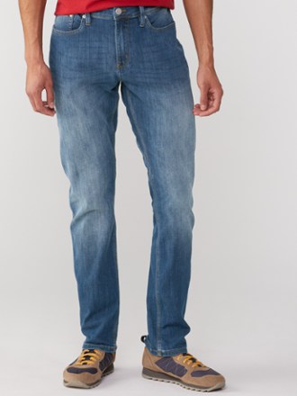 Performance Denim Relaxed Fit Tapered Jeans - Men's