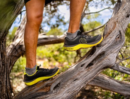 MTN Racer 3 Trail-Running Shoes - Men's