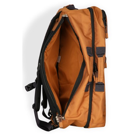 Hauler Hills Travel Pack