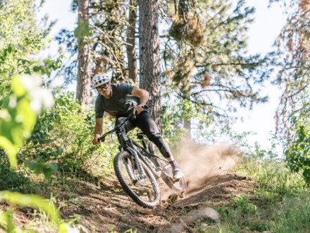 Session MIPS Bike Helmet