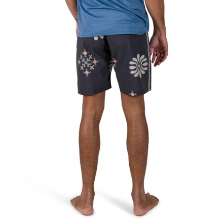 Icons 17.5" Board Shorts - Men's