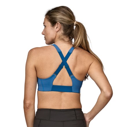 Shadowlite Mid Impact Bra