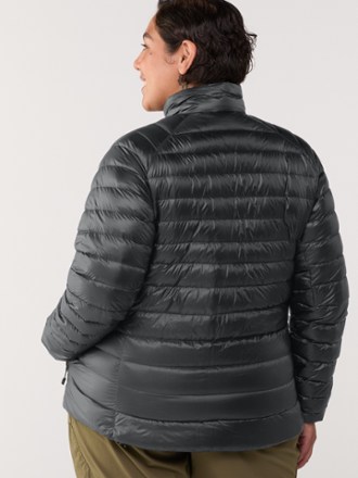 Magma 850 Down Jacket - Women's