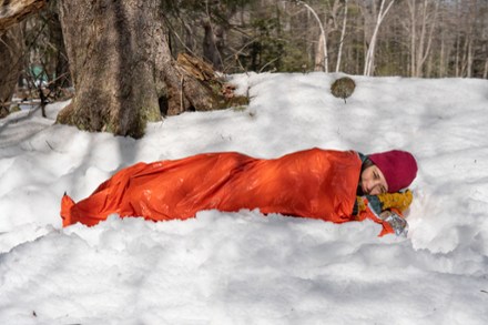 Emergency Bivvy with Rescue Whistle and Tinder Cord