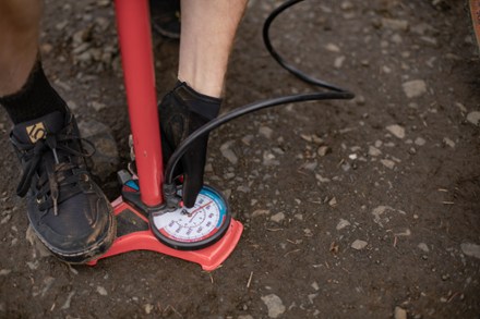 Dual Charger Floor Pump
