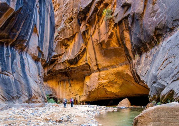 Hiking in the magnificent Zion River Narrows