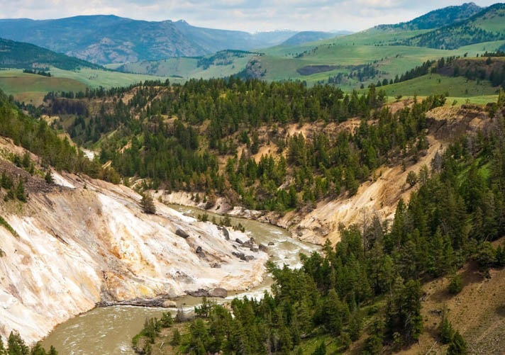 Yellowstone Backpacking – Black Canyon