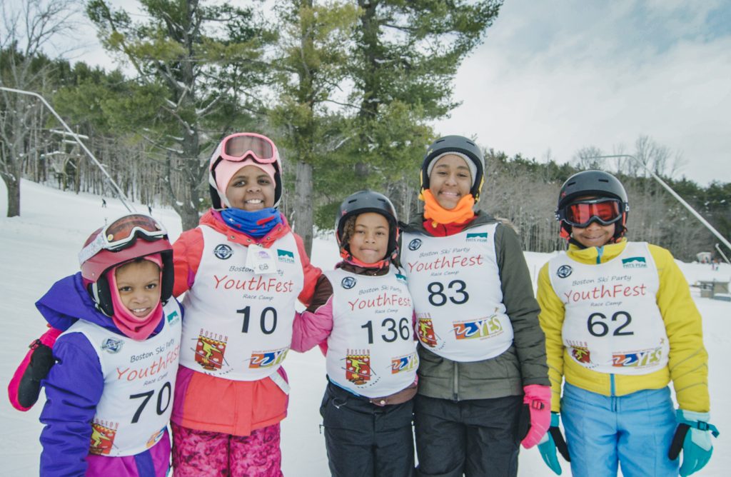 kids skiing