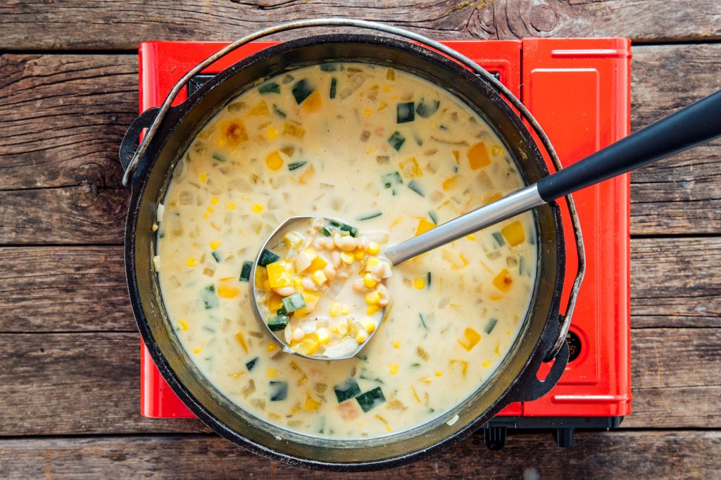 Vegetarian white bean chili in pot