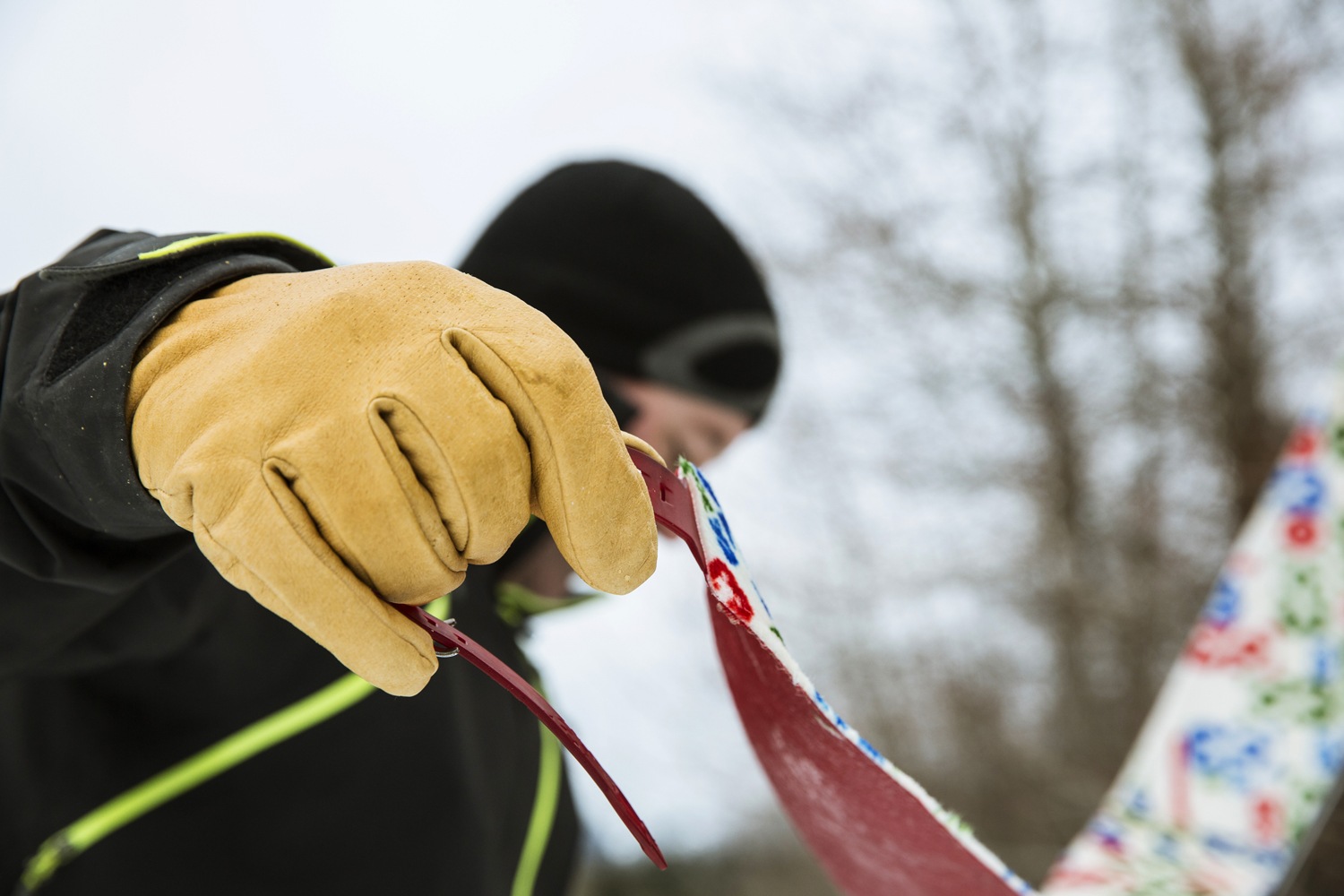 How to Waterproof Your Leather Gloves Path An REI Coop