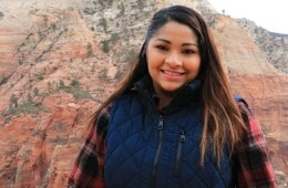Picture of Ambreen Tariq in the desert.