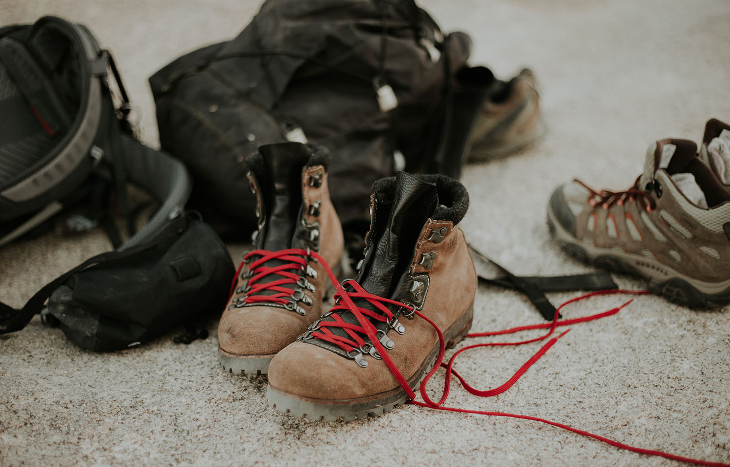 everyday hiking shoes