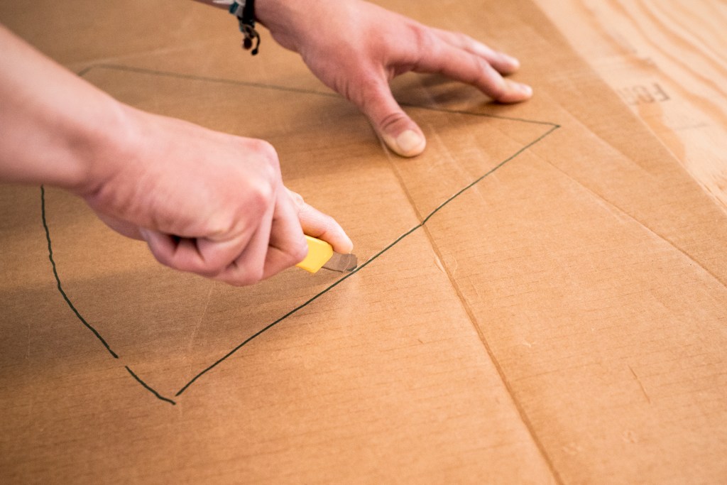 Cutting out the triangles
