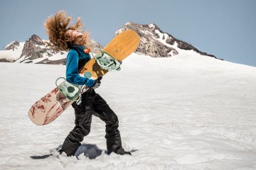 Snowboarder