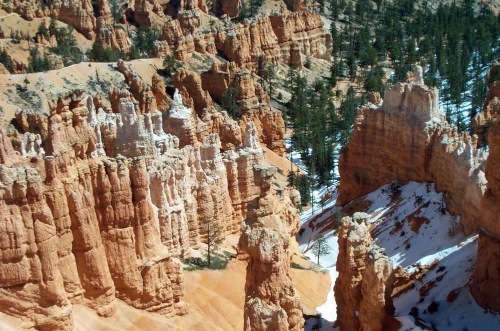 Looking down on Thor's Hammer from the top of the Navajo Loop Trail. 