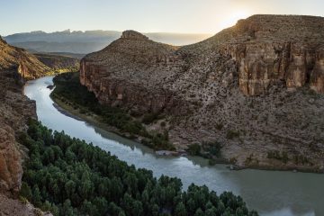 How to Explore Big Bend National Park