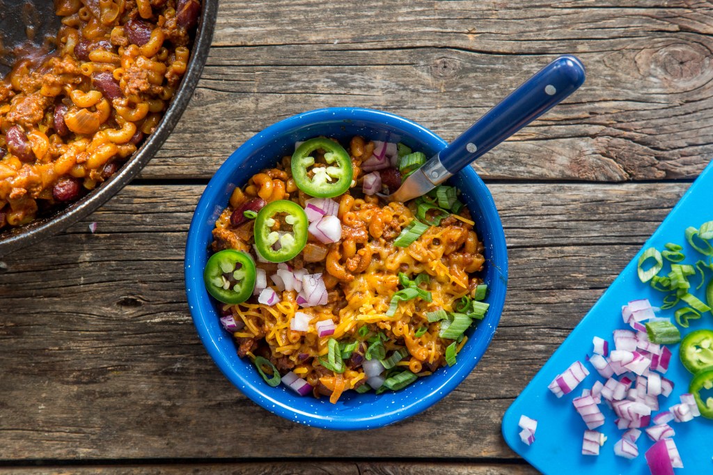 Camp Recipe Dutch Oven Chili Mac Path An REI Coop