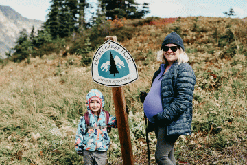 How to Stay Active Outdoors While Pregnant