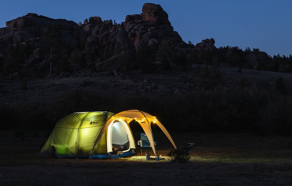 REVEL GEAR Trail Hound 30 ft. Camping Light