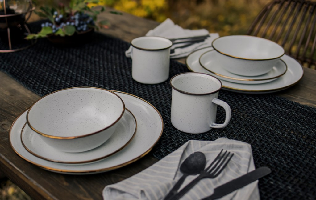 Barebones Camp Dinnerware