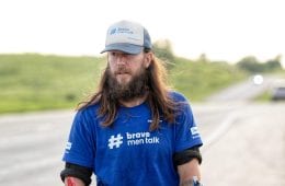Anton Nootenboom walking across the US