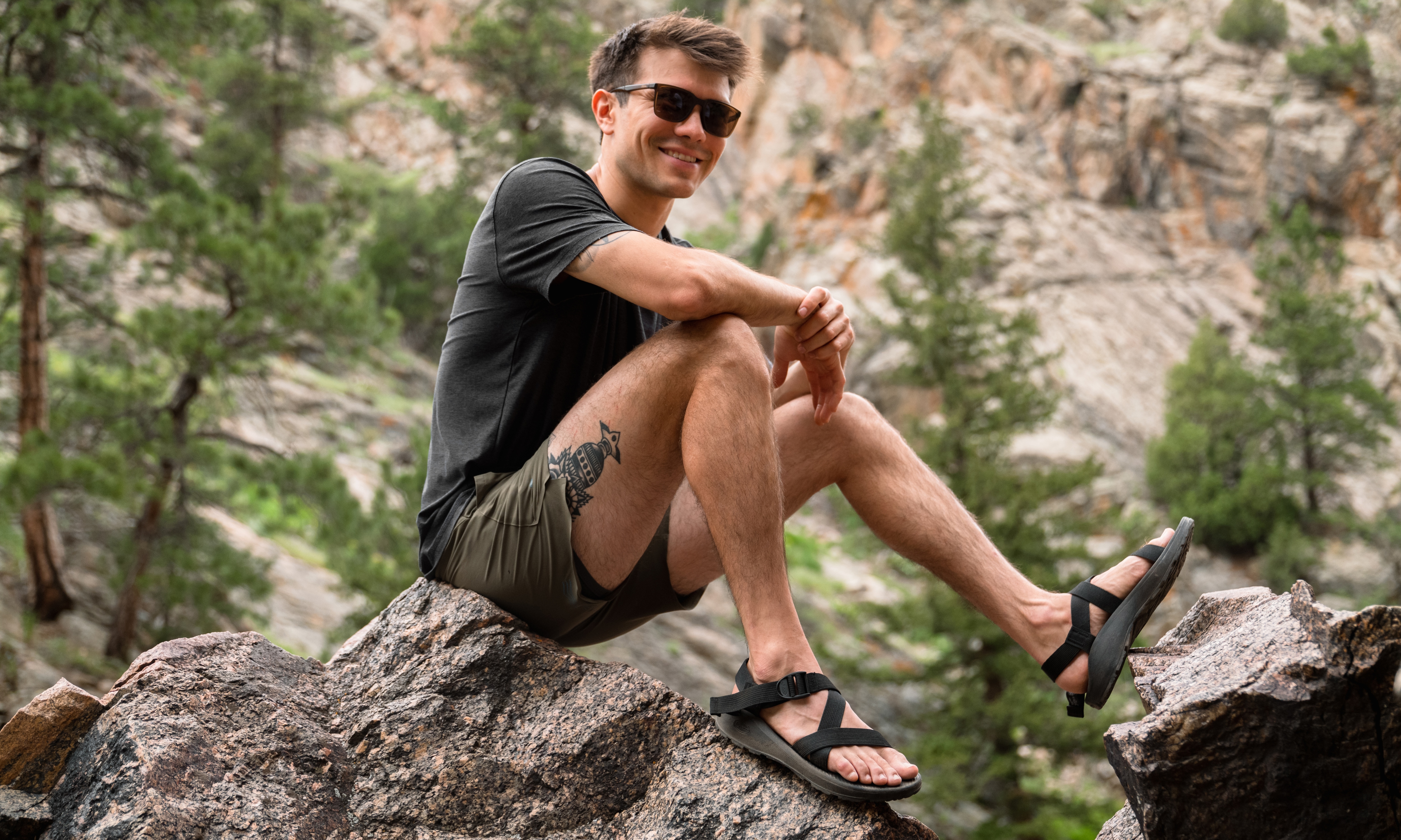 Slippers for hotsell trekking