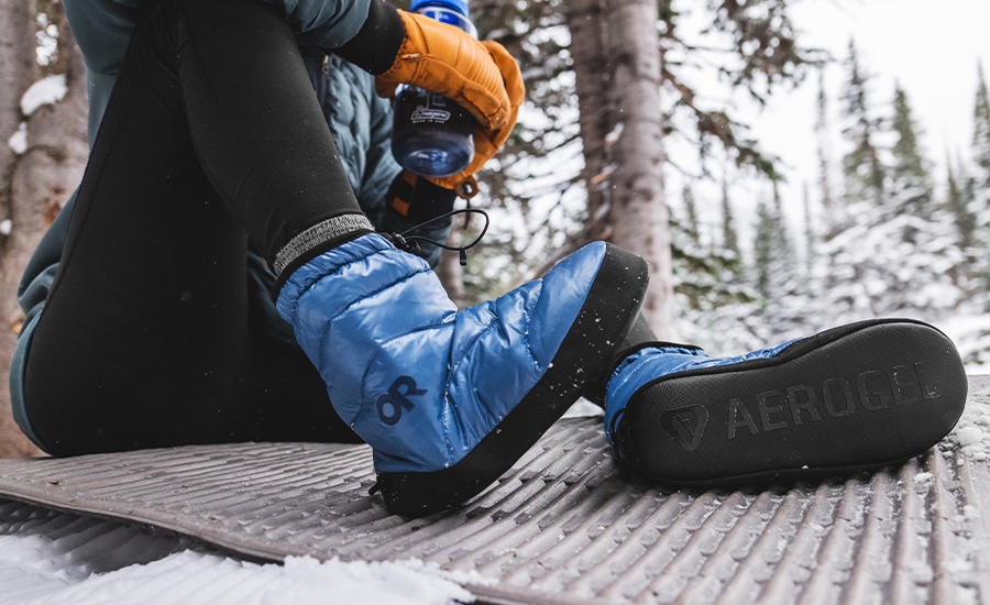 Best Indoor & Outdoor Slippers | REI Advice