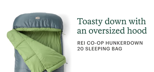 Toasty down with an oversized hood. REI CO-OP HUNKERDOWN 20 SLEEPING BAG