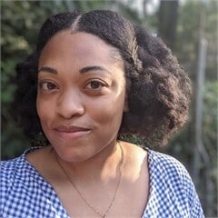 Staff member Keauna