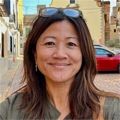 Staff member Phuong