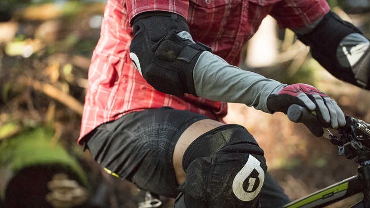 mountain bike clothing companies