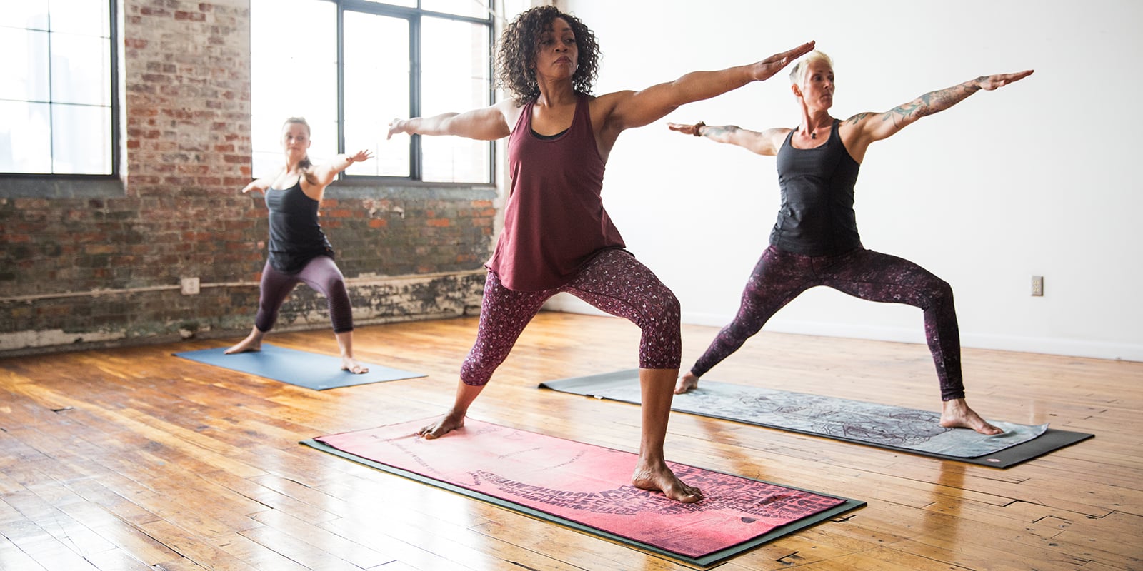 Yoga Rug vs Yoga Mat: Easy Guide to Choosing the Right One!