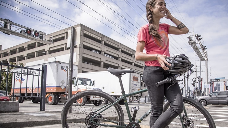 Urban Bicycling: The Basics of City Riding | REI Expert Advice