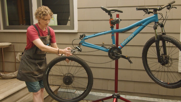 Bottom bracket tools - Cycle Maintenance Academy