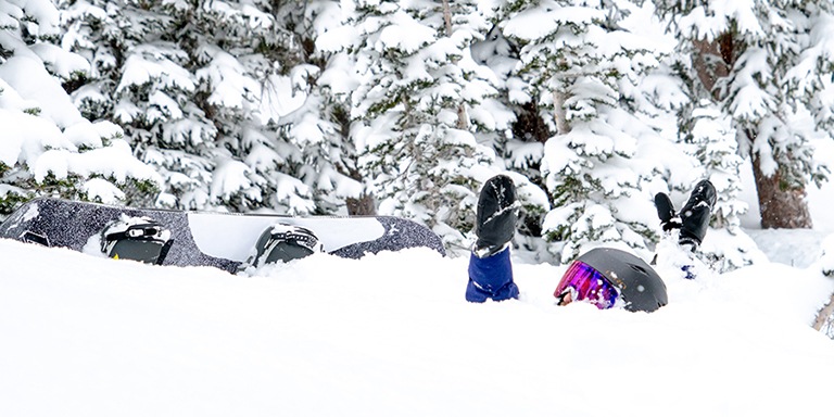 The Best Gifts for Snowboarders