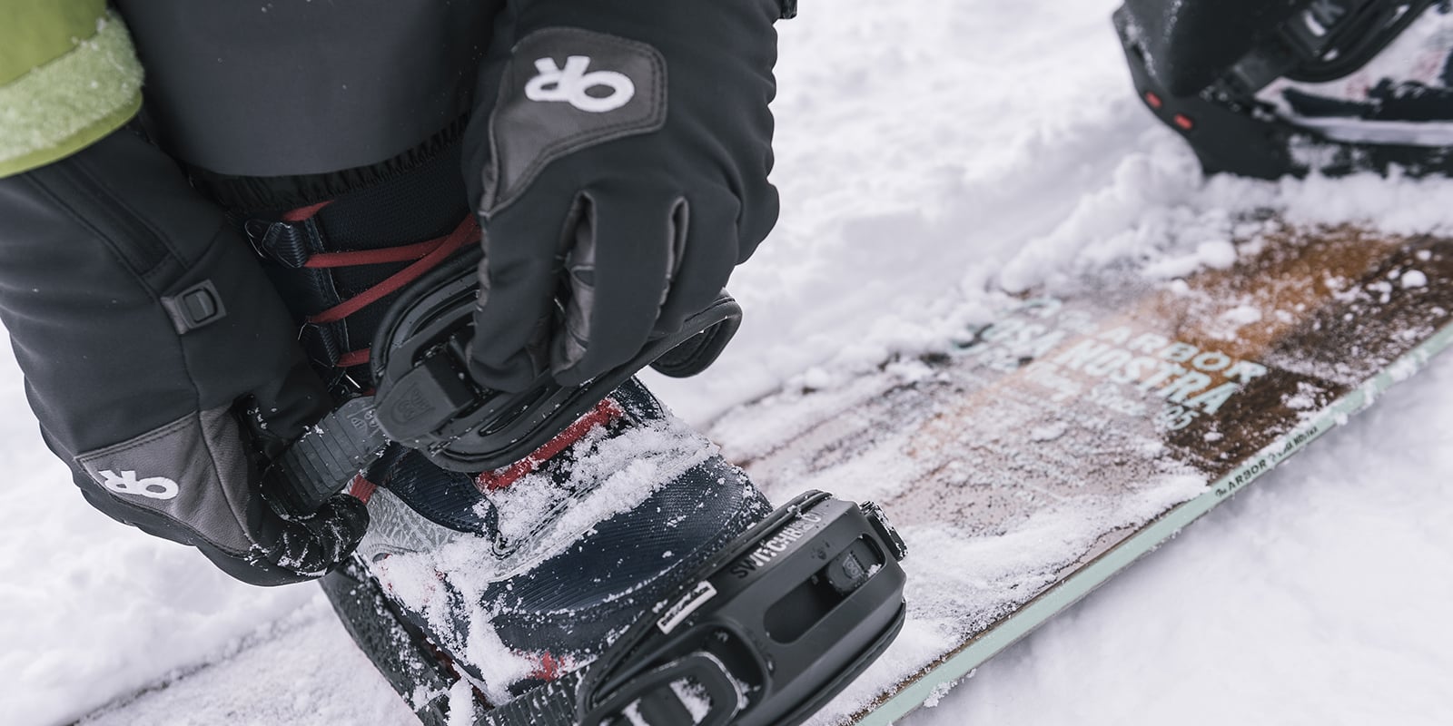 snowshoes for snowboard boots