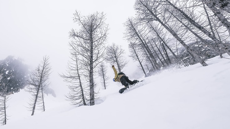 How to Snowboard Off-Piste